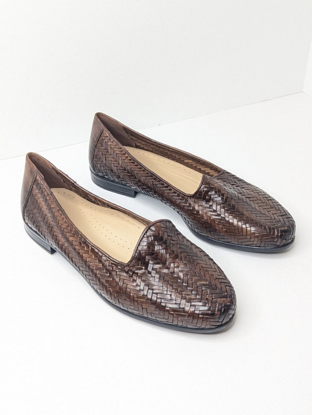 Trotters Liz III Woven Loafers Brown Leather Womens 10.5 Wide